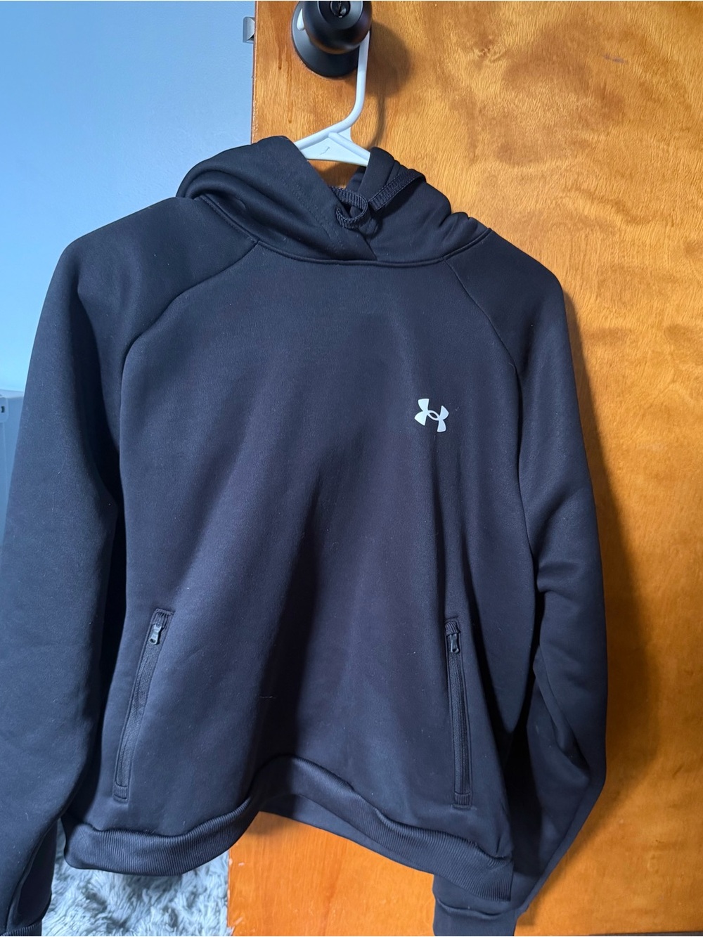 Under Armour Black Pullover Hoodie with Zippered Pockets